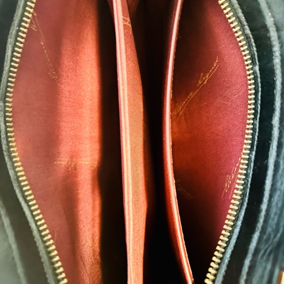 Etienne Aigner Leather Purse - Picture 6 of 6